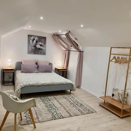 Le Clos Guillaume Apartment *